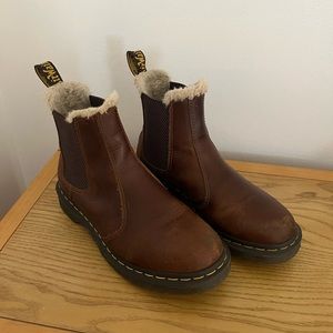 Dr. Martens 2976 Leonore Women’s Faux Fur-Fur Lined Chelsea Boots